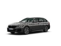 Gris / plata Usado 2021 BMW 530 Comfort Edition Familiar | 38.900 € (Caro)