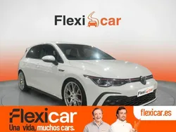 Blanco Usado 2021 VW Golf VIII GTI Utilitario | 32.990 € (Precio justo)