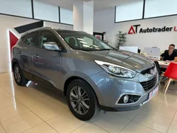 Gris Usado 2015 Hyundai ix35 SUV | 10.950 € (Precio justo)