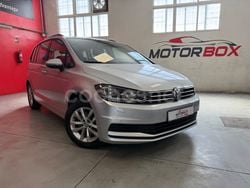 Gris / plata Usado 2019 VW Touran Edition Monovolumen | 19.800 € (Precio justo)