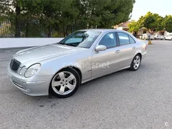 Gris / plata Usado 2003 Mercedes E320 Avantgarde Berlina | 4500 € (Caro)