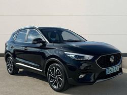 Gris Usado 2023 MG ZS Luxury Berlina | 16.600 € (Precio justo)