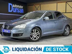 Gris Usado 2007 VW Jetta Advance Berlina | 7990 € (Caro)