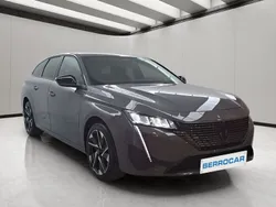 Gris Usado 2024 Peugeot 308 Allure Familiar | 21.600 € (Precio justo)