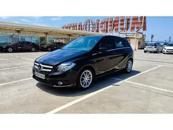 Negro Usado 2012 Mercedes B180 Monovolumen | 11.990 € (Super precio)