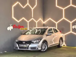 Gris / plata Usado 2015 Honda Civic Comfort Plus Berlina | 10.500 € (Precio justo)