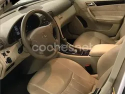 Beige Usado 2004 Mercedes C320 Elegance Berlina | 10.000 € (Un poco caro)