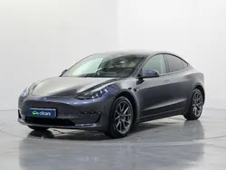 Usado 2023 Tesla Model 3 Standard Range Berlina | 29.390 € (Precio justo)