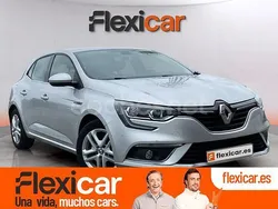 Gris / plata Usado 2016 Renault Mégane III Zen Berlina | 11.890 € (Un poco caro)