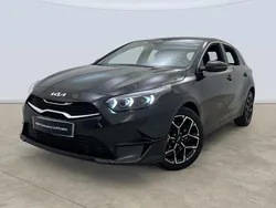 Negro Usado 2024 Kia Ceed Style Berlina | 23.295 € (Precio justo)