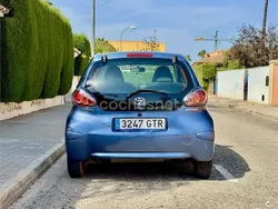 Azul Usado 2010 Toyota Aygo Live Utilitario | 6200 € (Precio justo)