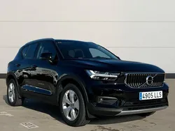 Negro Usado 2020 Volvo XC40 Momentum SUV | 22.000 € (Precio justo)