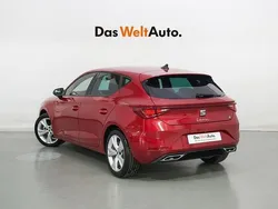 Rojo Usado 2024 Seat Leon FR Berlina | 24.390 € (Buen precio)