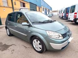 Verde Usado 2007 Renault Grand Scénic II Expression Monovolumen | 2999 € (Buen precio)
