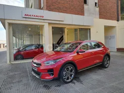 Granate Usado 2020 Kia XCeed SUV | 19.990 € (Un poco caro)