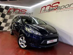 Usado 2011 Ford Fiesta Trend Utilitario | 7900 €