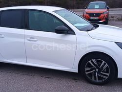 Blanco Usado 2023 Peugeot 208 Allure Utilitario | 16.000 € (Un poco caro)
