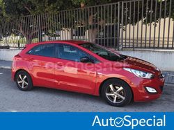 Rojo Usado 2013 Hyundai i30 Base Berlina | 8290 € (Precio justo)