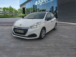 Blanco Usado 2018 Peugeot 208 Access Utilitario | 8700 € (Buen precio)