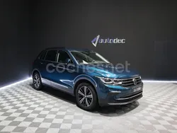 Azul Usado 2020 VW Tiguan Life SUV | 27.990 € (Buen precio)