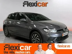 Gris Usado 2024 VW Polo Life Berlina | 19.990 € (Un poco caro)
