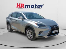 Gris Usado 2020 Lexus NX300h Business Edition SUV | 29.490 € (Precio justo)