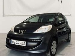 Gris Usado 2006 Peugeot 107 Utilitario | 4200 € (Precio justo)