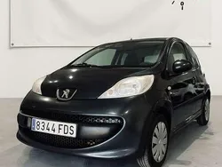 Gris Usado 2006 Peugeot 107 Utilitario | 4200 € (Caro)