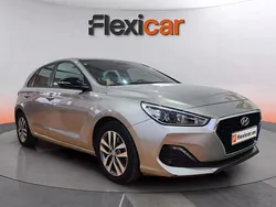 Beige Usado 2018 Hyundai i30 GO! Berlina | 11.490 € (Precio justo)