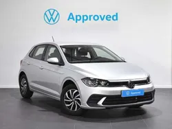 Gris / plata Usado 2024 VW Polo Life Berlina | 19.390 € (Precio justo)