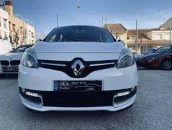 Blanco Usado 2014 Renault Grand Scénic III Monovolumen | 8999 € (Precio justo)