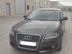 Negro Usado 2010 Audi A3 Ambiente Berlina | 7999 € (Precio justo)