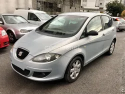 Gris / plata Usado 2005 Seat Altea Reference Monovolumen | 5900 € (Precio justo)