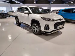 Blanco Usado 2024 Suzuki Across SUV | 48.900 € (Caro)