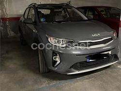 Gris / plata Usado 2023 Kia Stonic SUV | 17.000 € (Precio justo)