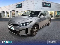 Gris Usado 2023 Kia XCeed SUV | 27.700 € (Caro)