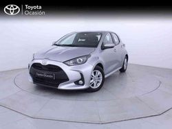 Gris Usado 2024 Toyota Yaris Edition Utilitario | 15.450 € (Buen precio)