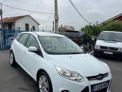 Blanco Usado 2012 Ford Focus Sport Berlina | 4990 € (Precio justo)