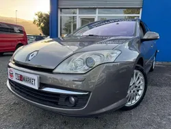 Usado 2009 Renault Laguna III Expression Berlina | 4890 € (Precio justo)