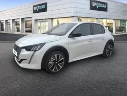 Blanco Usado 2022 Peugeot e-208 GT Utilitario | 20.900 € (Buen precio)