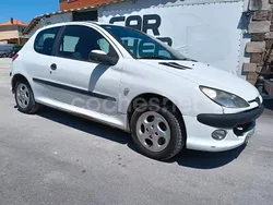 Blanco Usado 2000 Peugeot 206 Berlina | 2799 € (Caro)