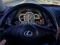 Azul Usado 2004 Lexus IS200 Luxury Line Berlina | 6999 €