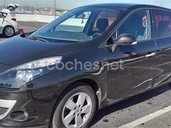 Negro Usado 2010 Renault Scénic III Dynamique Monovolumen | 4900 € (Precio justo)