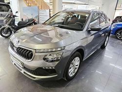 Gris Usado 2024 Skoda Kamiq Selection SUV | 21.900 € (Un poco caro)