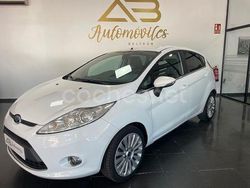 Blanco Usado 2011 Ford Fiesta Titanium Utilitario | 7900 € (Un poco caro)