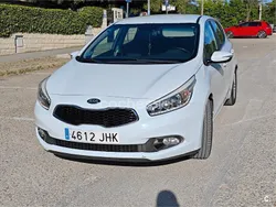 Blanco Usado 2015 Kia Ceed Berlina | 8900 € (Precio justo)