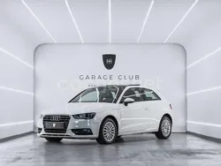 Blanco Usado 2013 Audi A3 Ambiente Berlina | 9999 € (Precio justo)