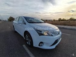 Blanco Usado 2015 Toyota Avensis Advance Familiar | 10.299 € (Precio justo)