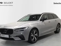 Gris / plata Usado 2023 Volvo V90 Plus Familiar | 45.900 € (Precio justo)