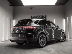 Negro Usado 2018 Porsche Cayenne SUV | 47.999 € (Precio justo)